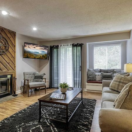Cozy Resort-Style Gatlinburg Condo Indoor Pool! Ngoại thất bức ảnh